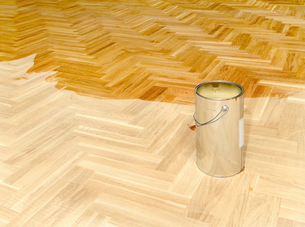 Колерованный лак для пола