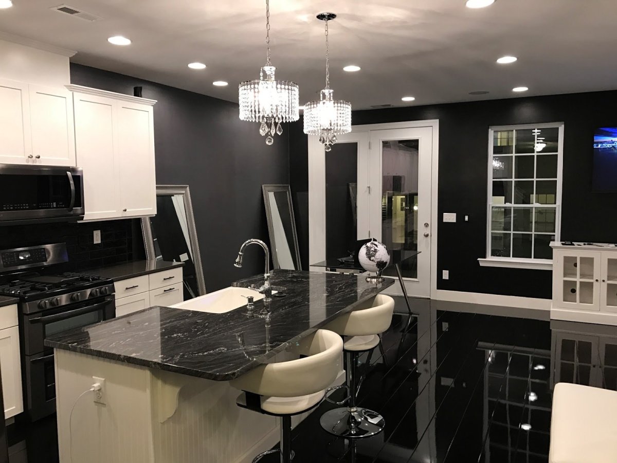 Элесго глянцевый ламинат