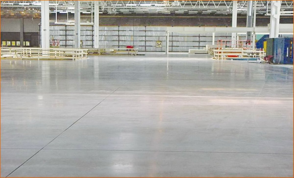 Топинговый бетонный пол