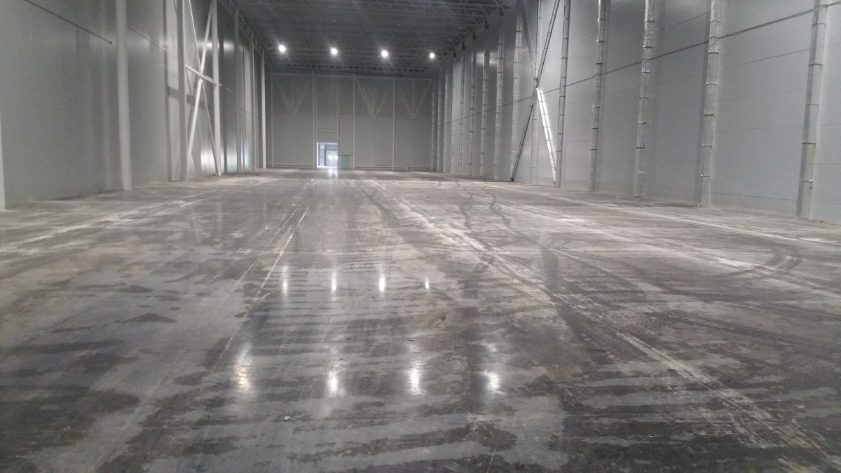 Топинговый бетонный пол