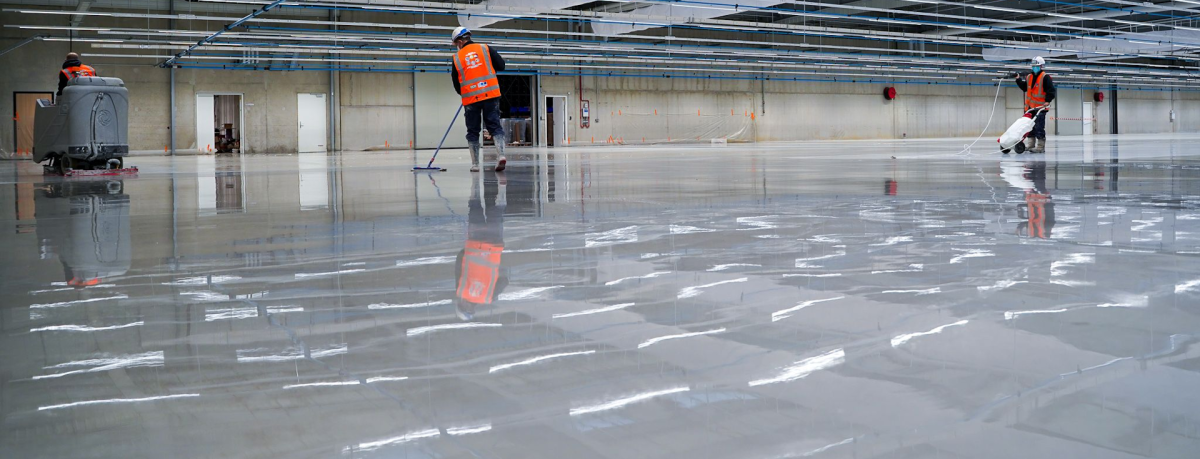 Обеспыливание бетонного пола