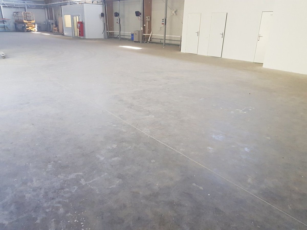 Бетонные полы с топпингом для двора