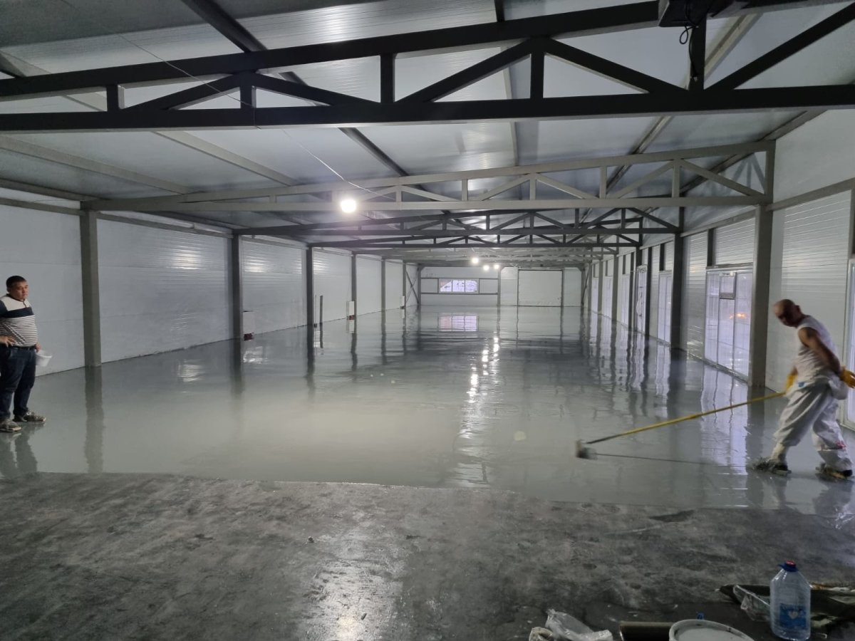 Бетонные полы с топпингом