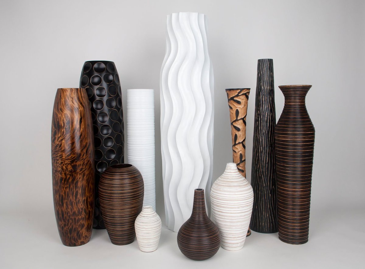 Вазы напольные современные