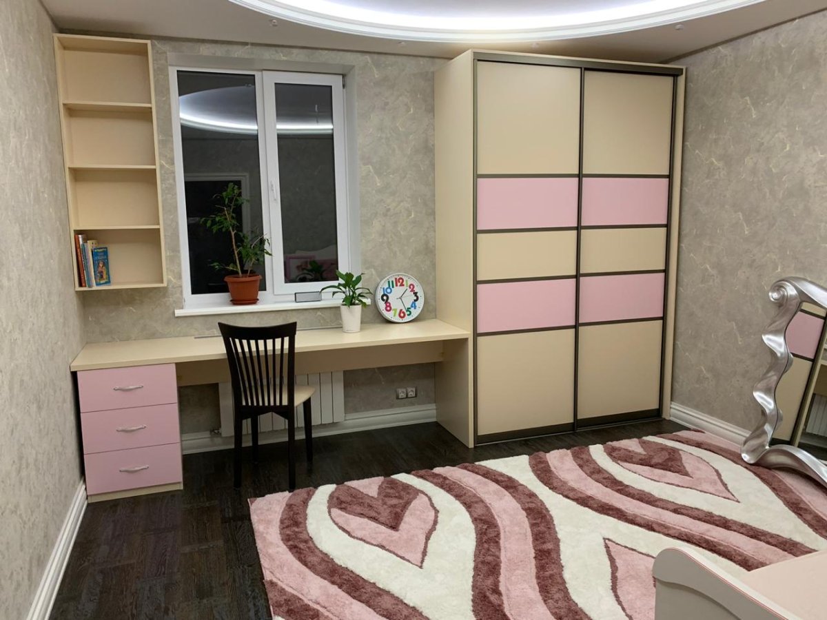 Шкаф-купе в детскую комнату