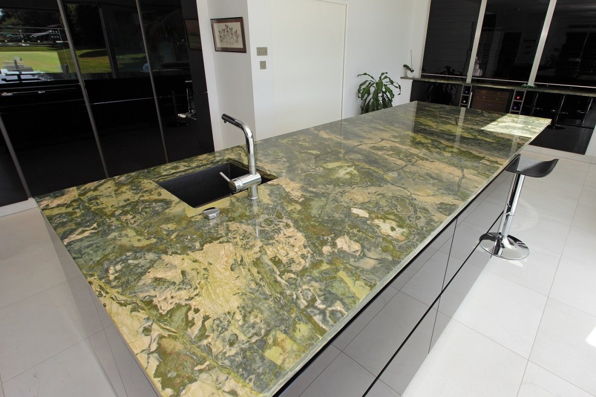 Столешница мрамор зеленый -27