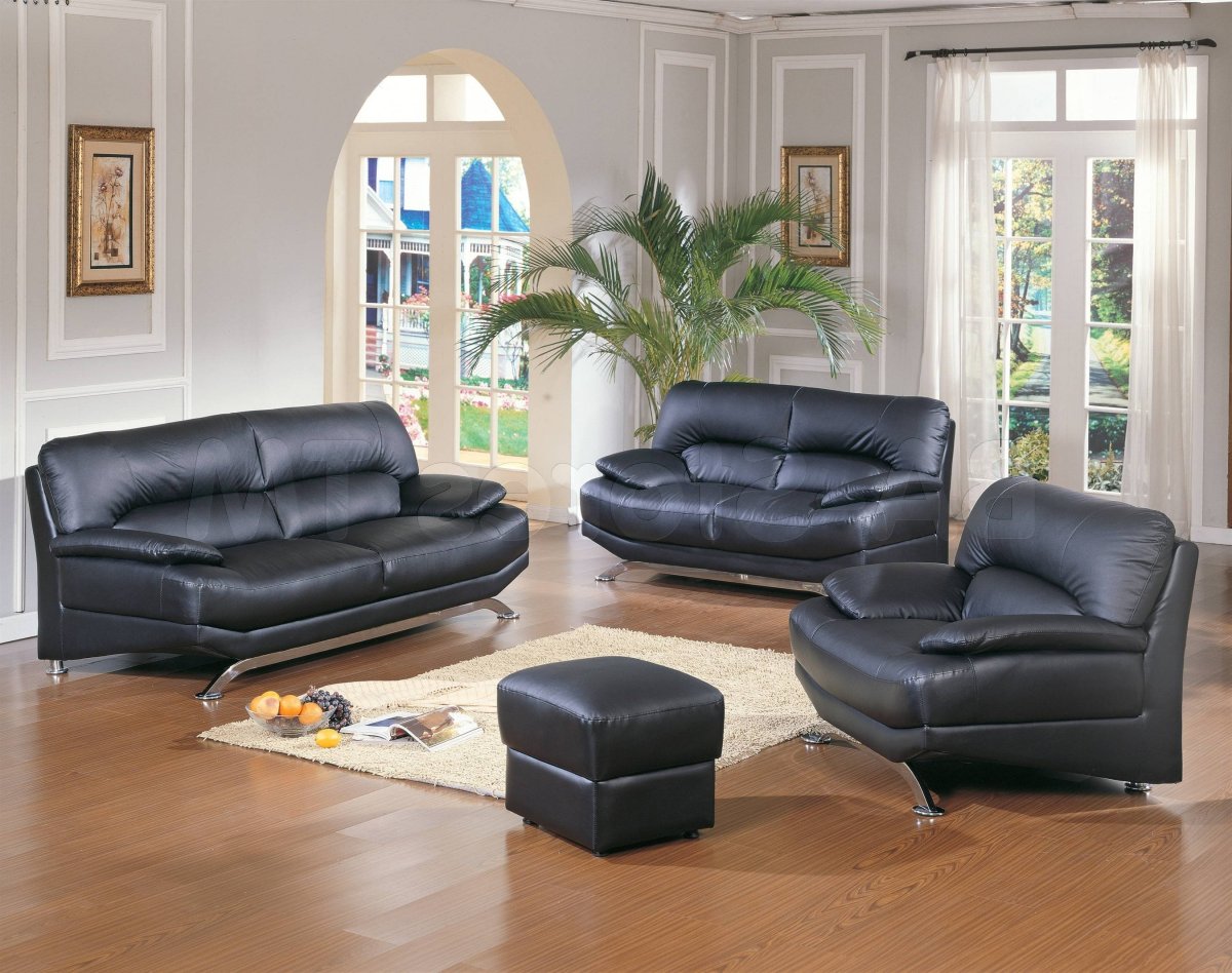 Кожаный диван в интерьере