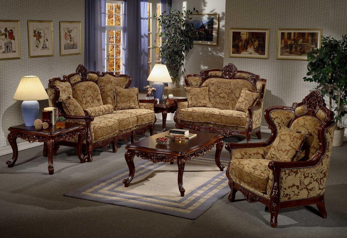 Классическая мягкая мебель