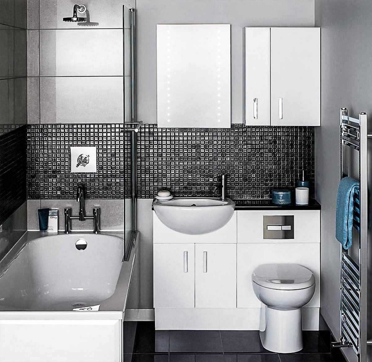 Маленькая совмещенная ванная