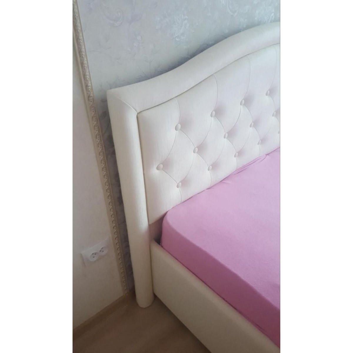 Кровать Адель с мягкой спинкой ТРИЯ