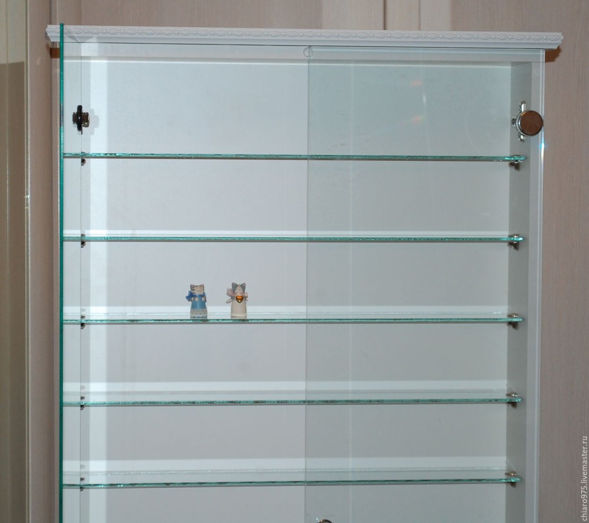 Витрина настенная ref.45 IDC