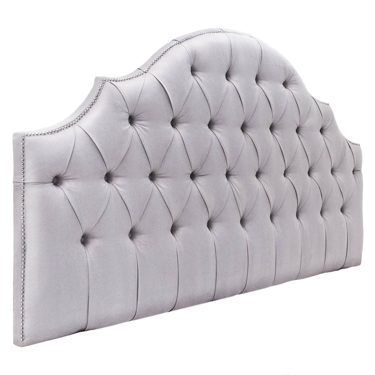 Кровать с мягким изголовьем