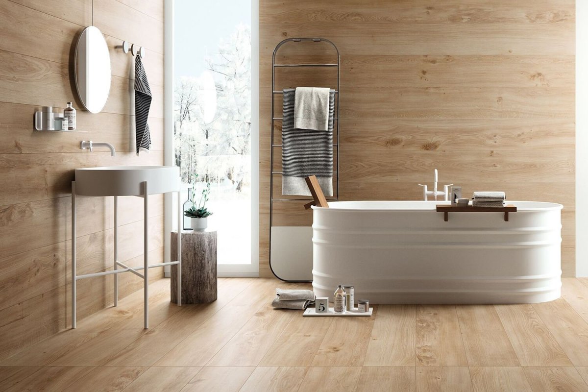 Плитка в ванную под дерево