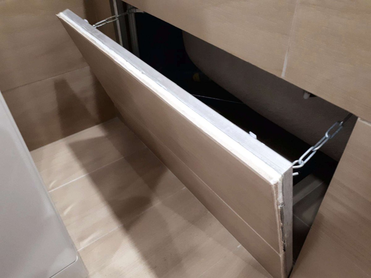 Люк под кафель 600*1200