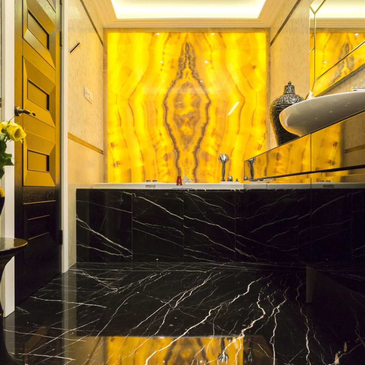 Ванна Оникс с мрамором