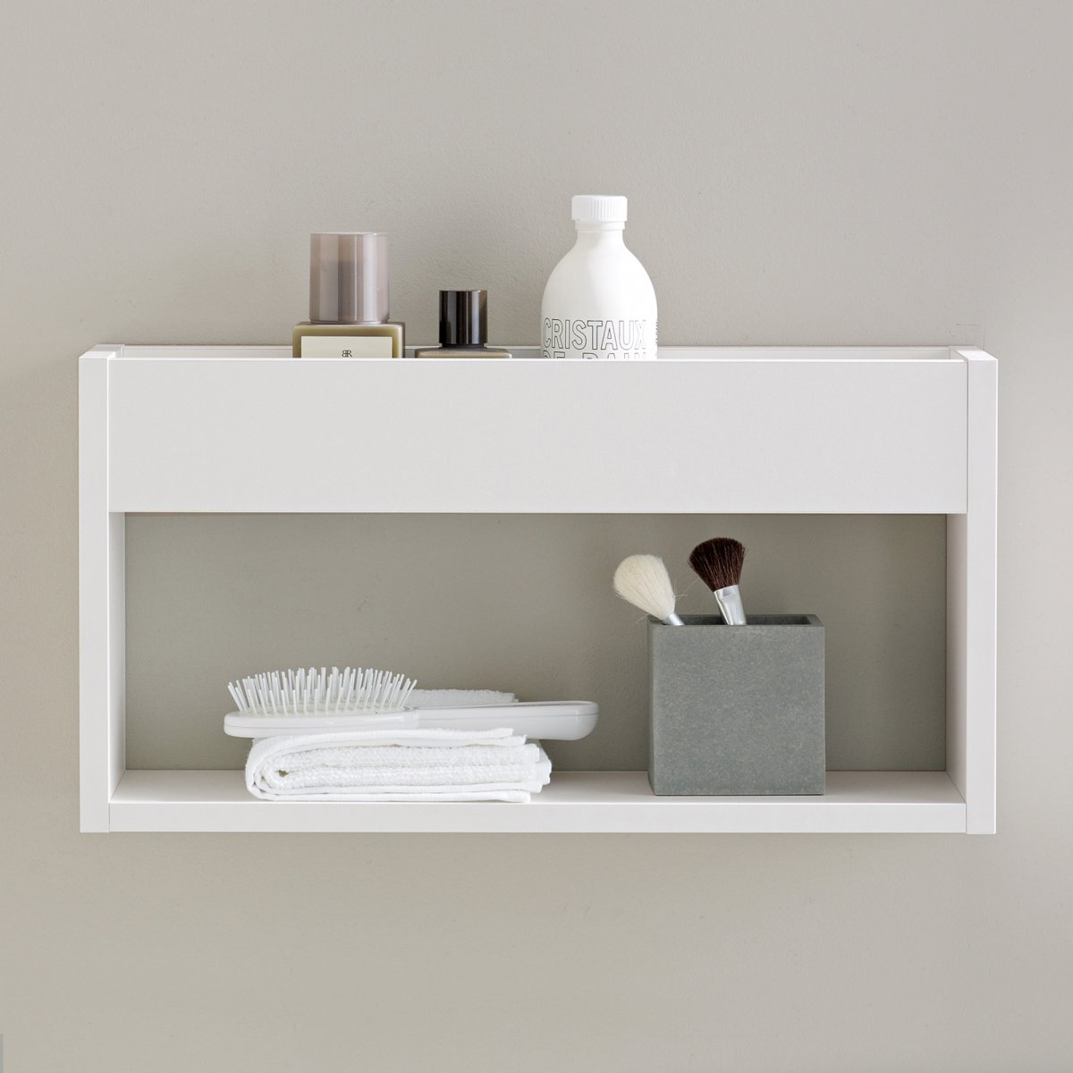 Полка настенная для ванной комнаты