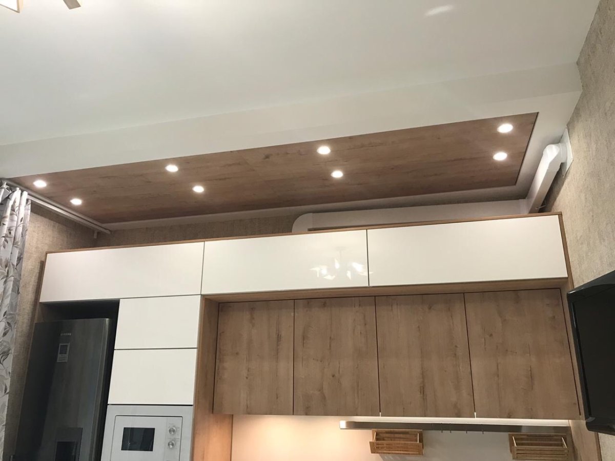 Кухня с антресь