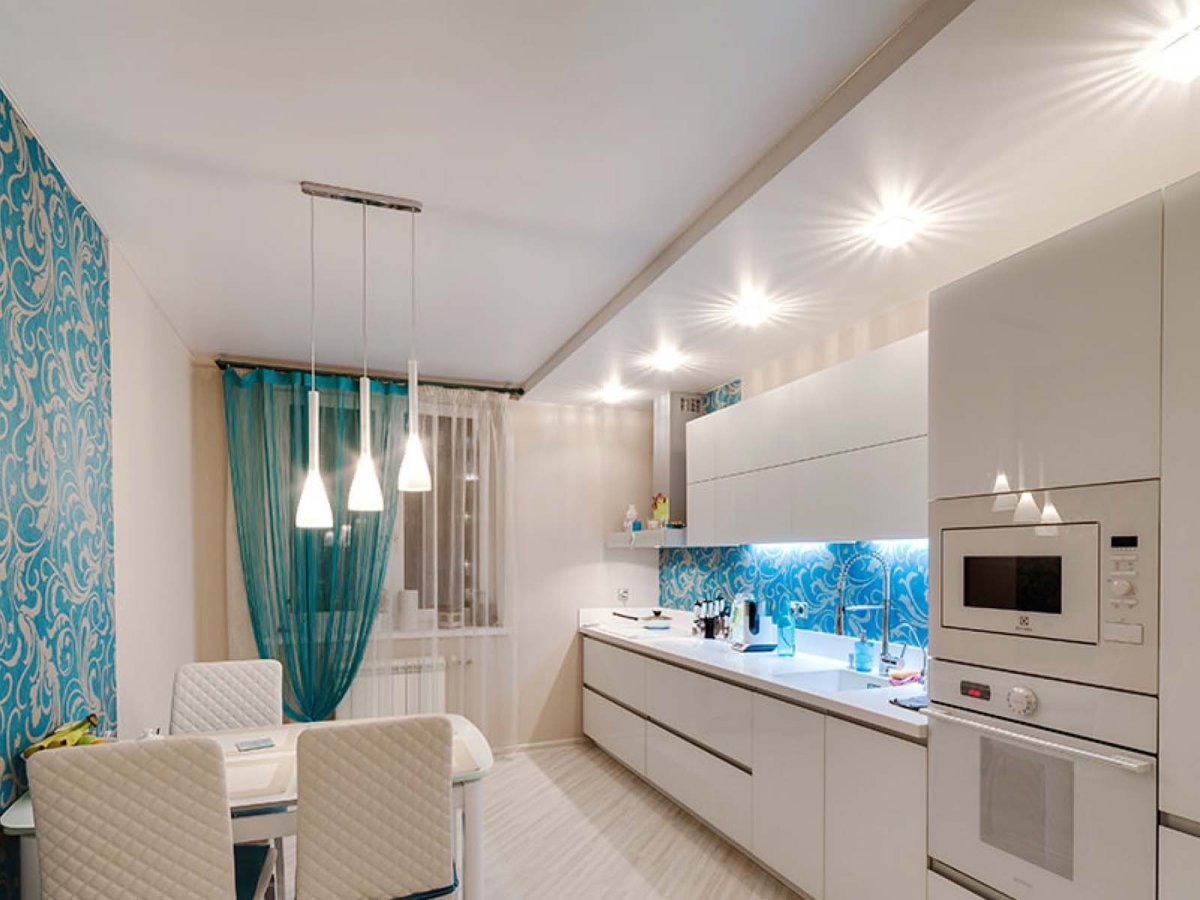 Натяной поталок на кухни