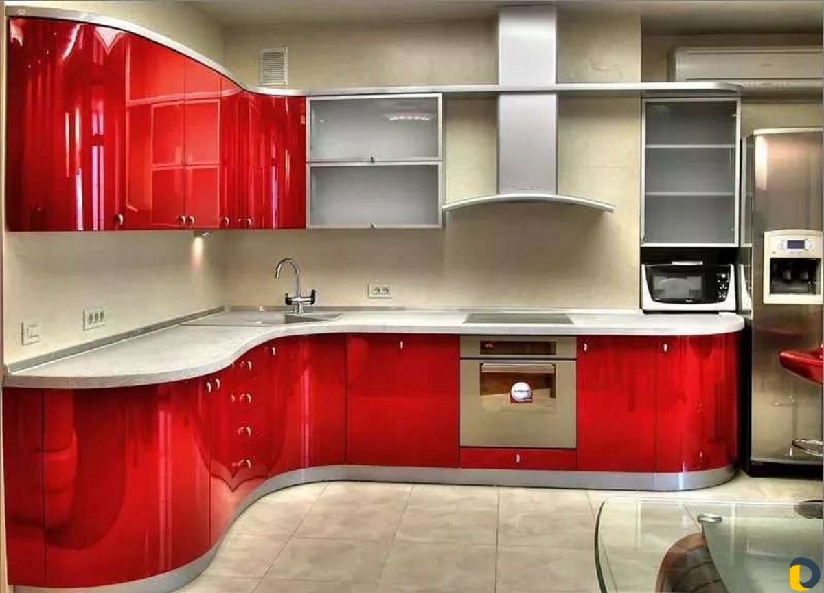 Красивый кухонный гарнитур