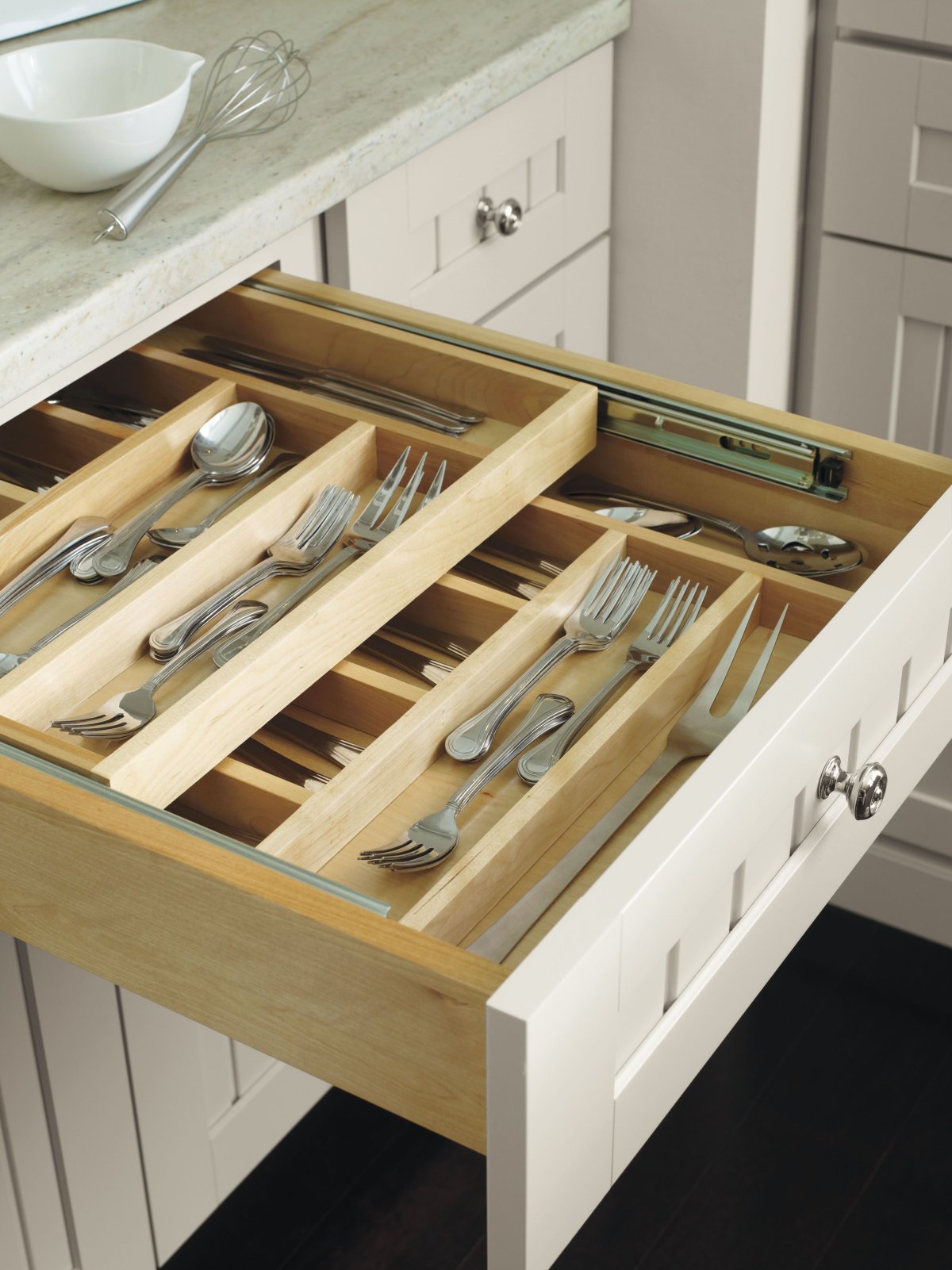 Выдвижные ящики для кухни