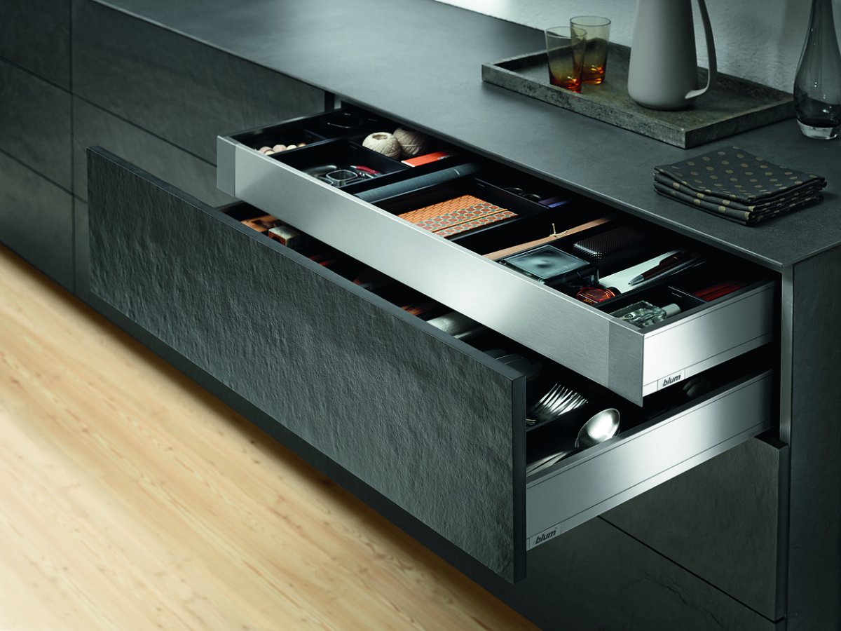 Ящик Blum LEGRABOX Pure