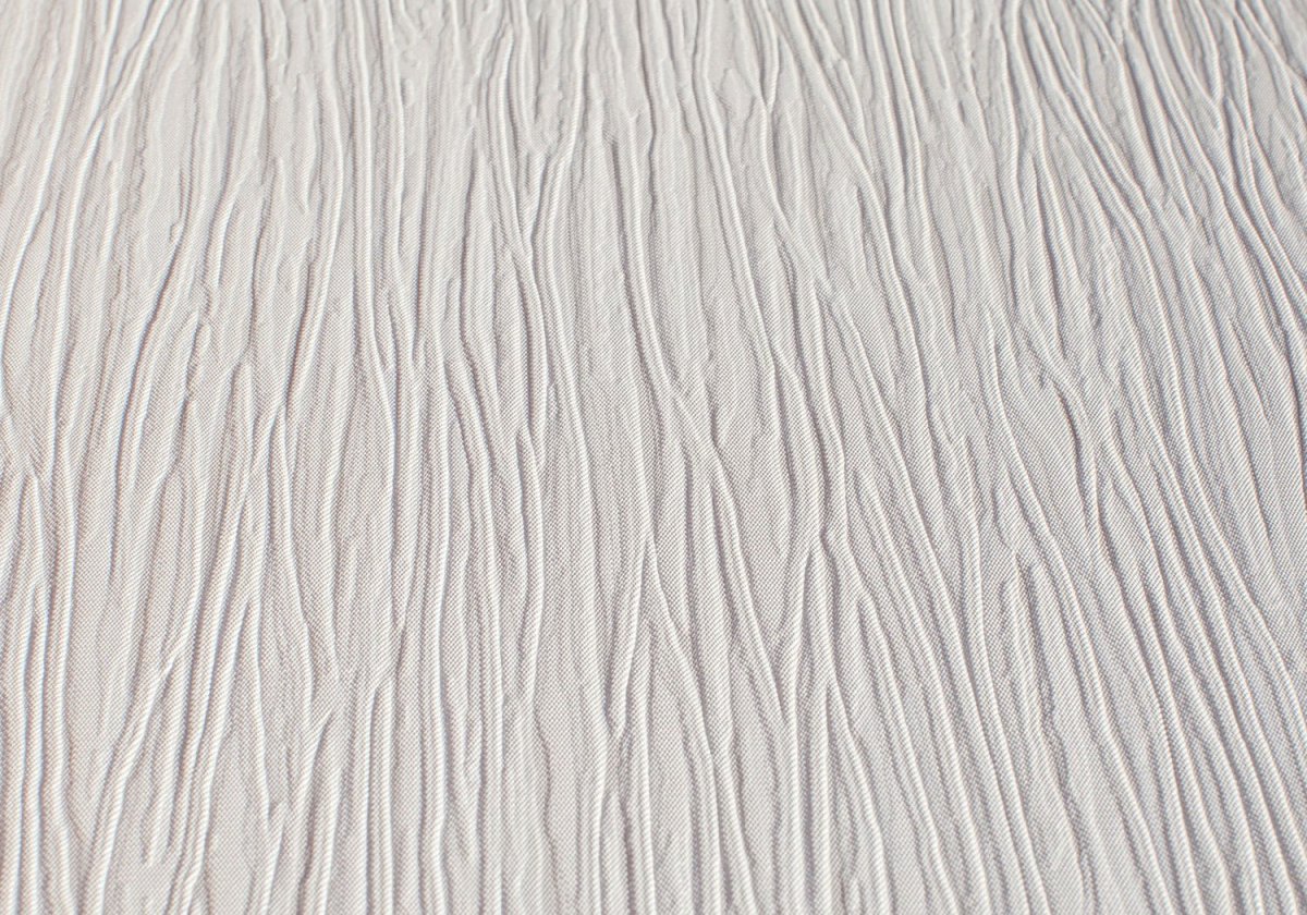 Белые фактурные обои