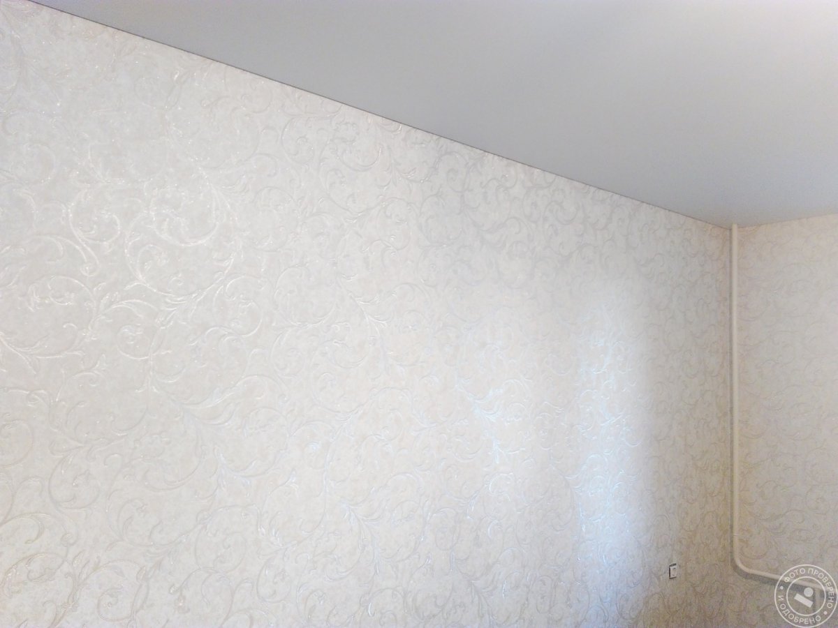 Потолок без плинтуса