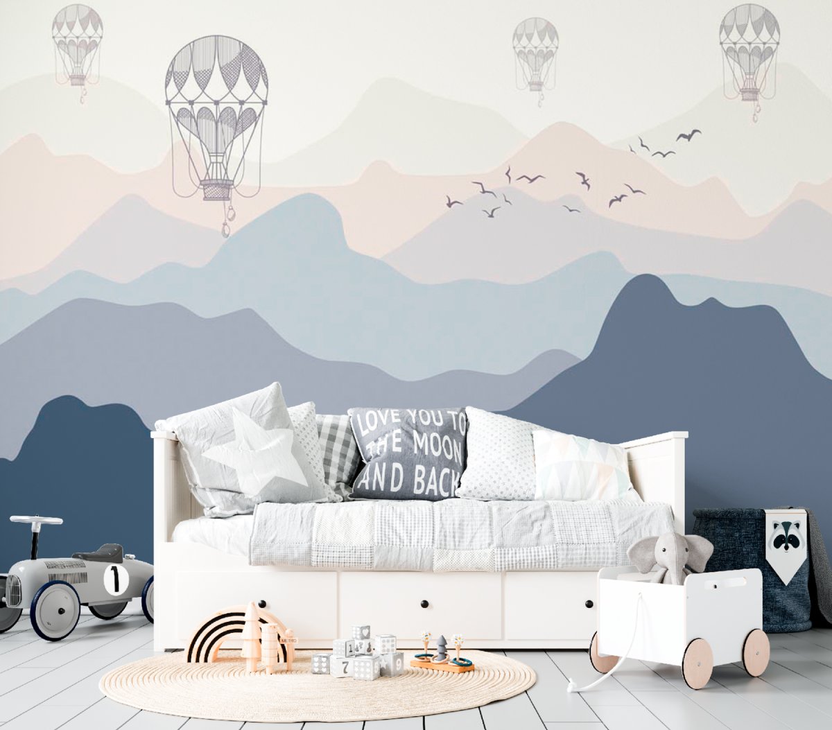 Горы в интерьере детской