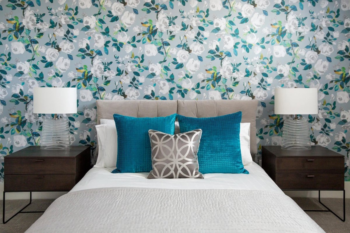 Обои с цветами для стен