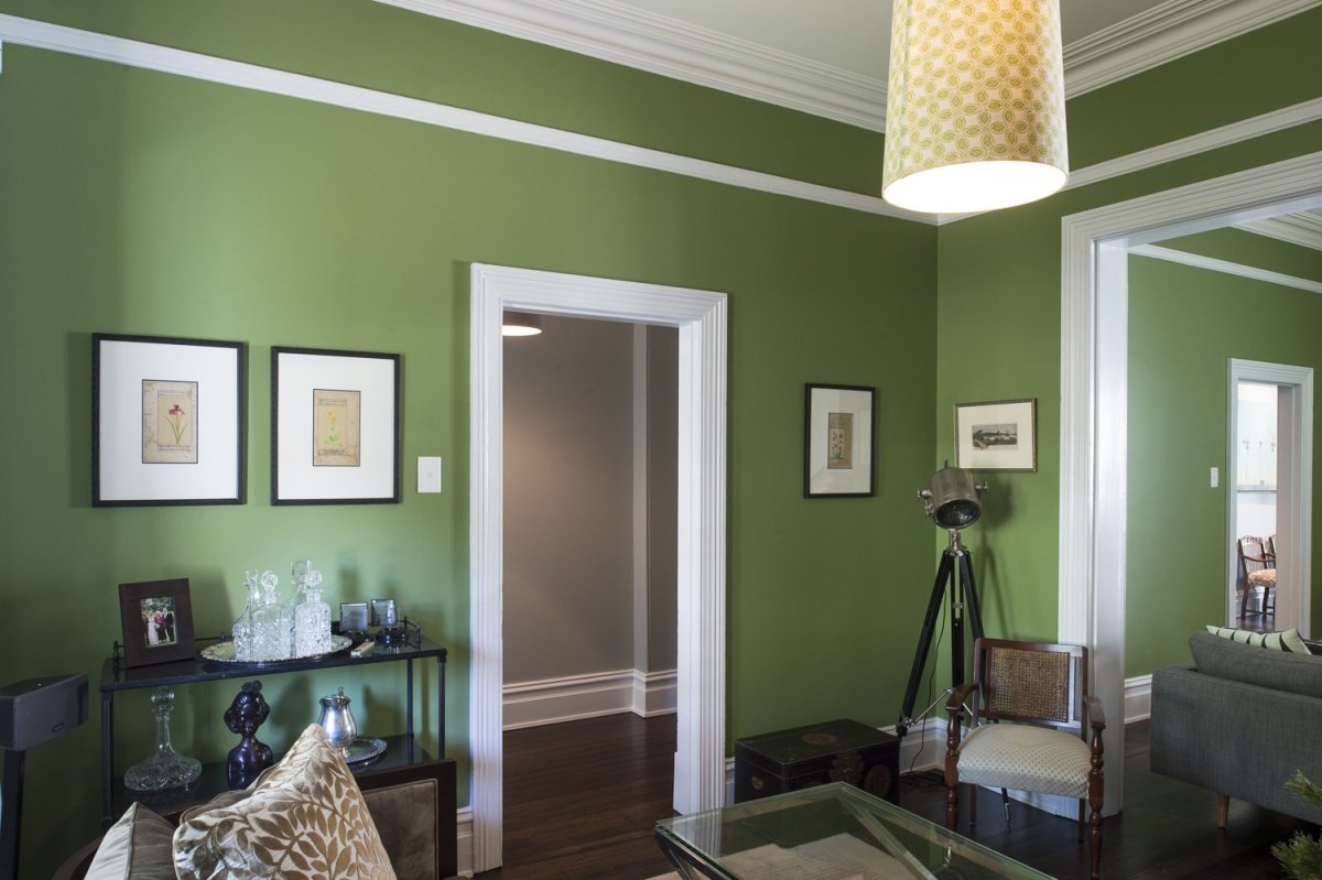 Салатовые стены