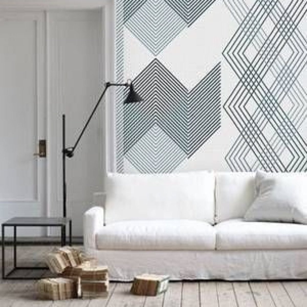 Геометрический узор на стене