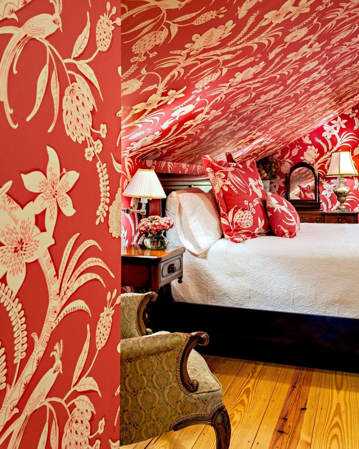 Спальня в Красном стиле