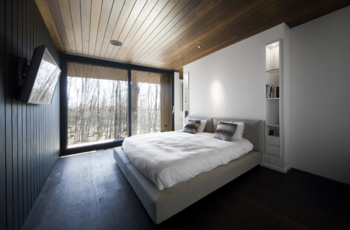 Спальня в частном доме