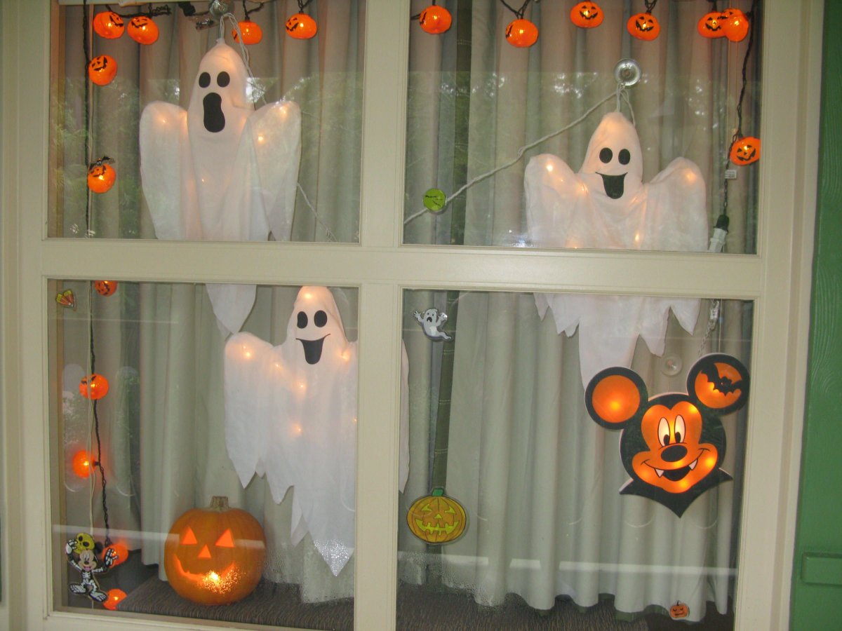 Украшение помещения на Хэллоуин