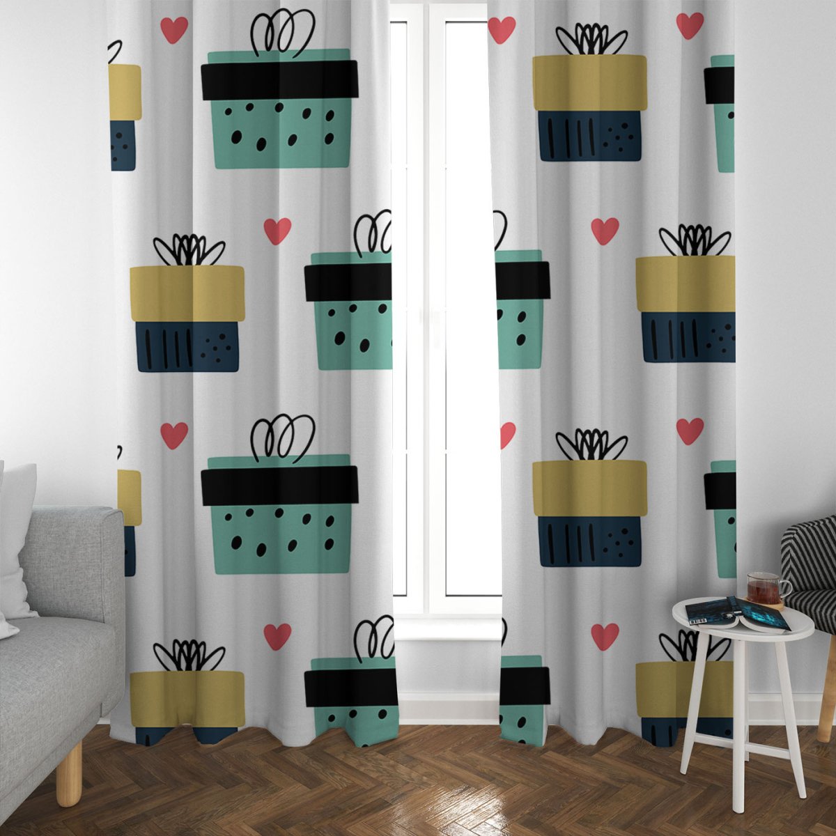 Шторы черные с ярким рисунком