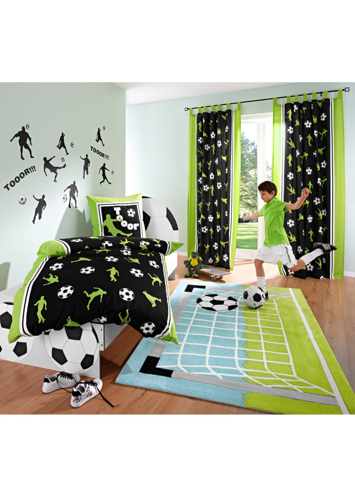 Шторы футбольная тема