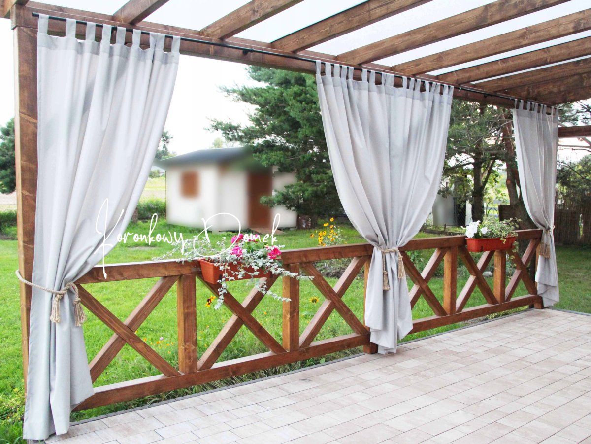 Шторы на открытой веранде