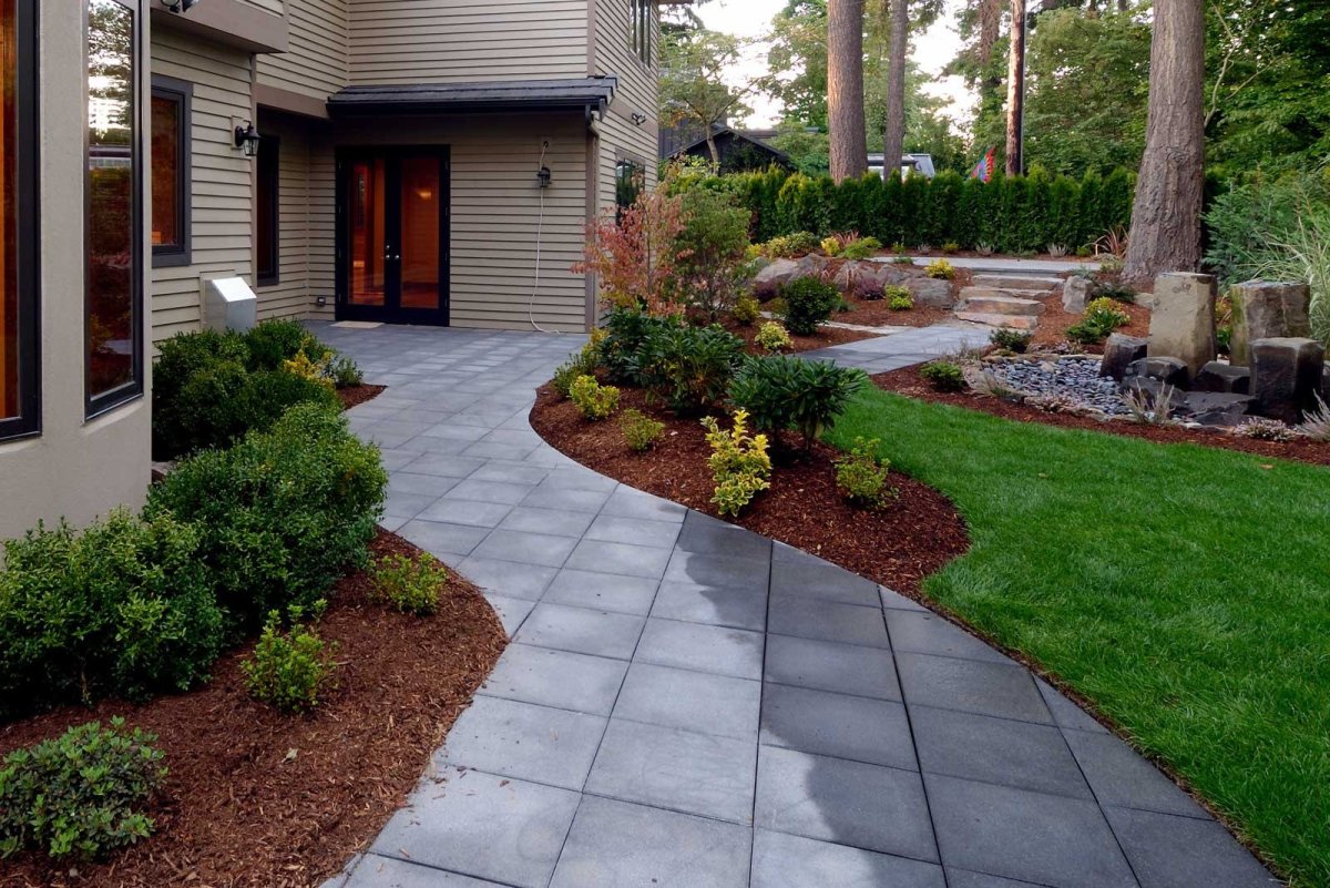 Ландшафт перед домом