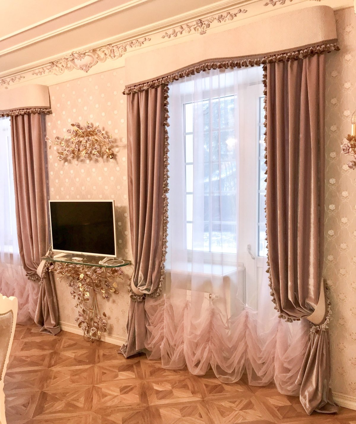 Классические шторы для гостиной