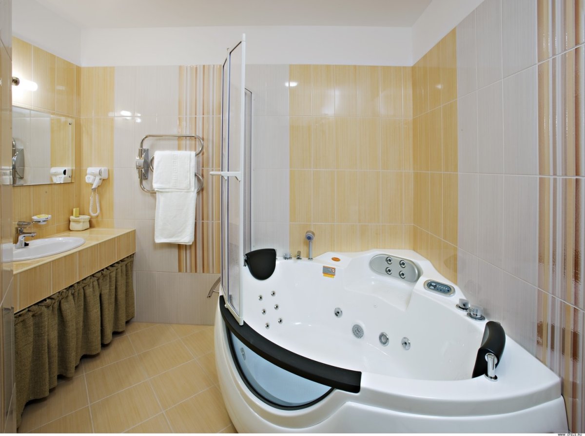 Джакузи в ванной комнате