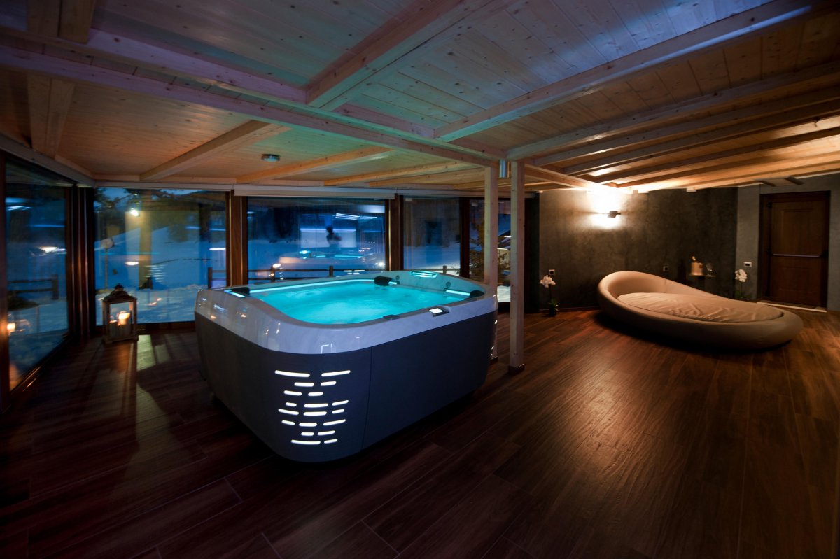 Jacuzzi гидромассажный спа-бассейн City Spa