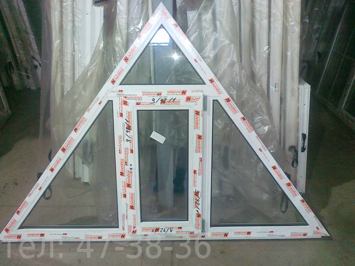 Металлопластиковое окно треугольное