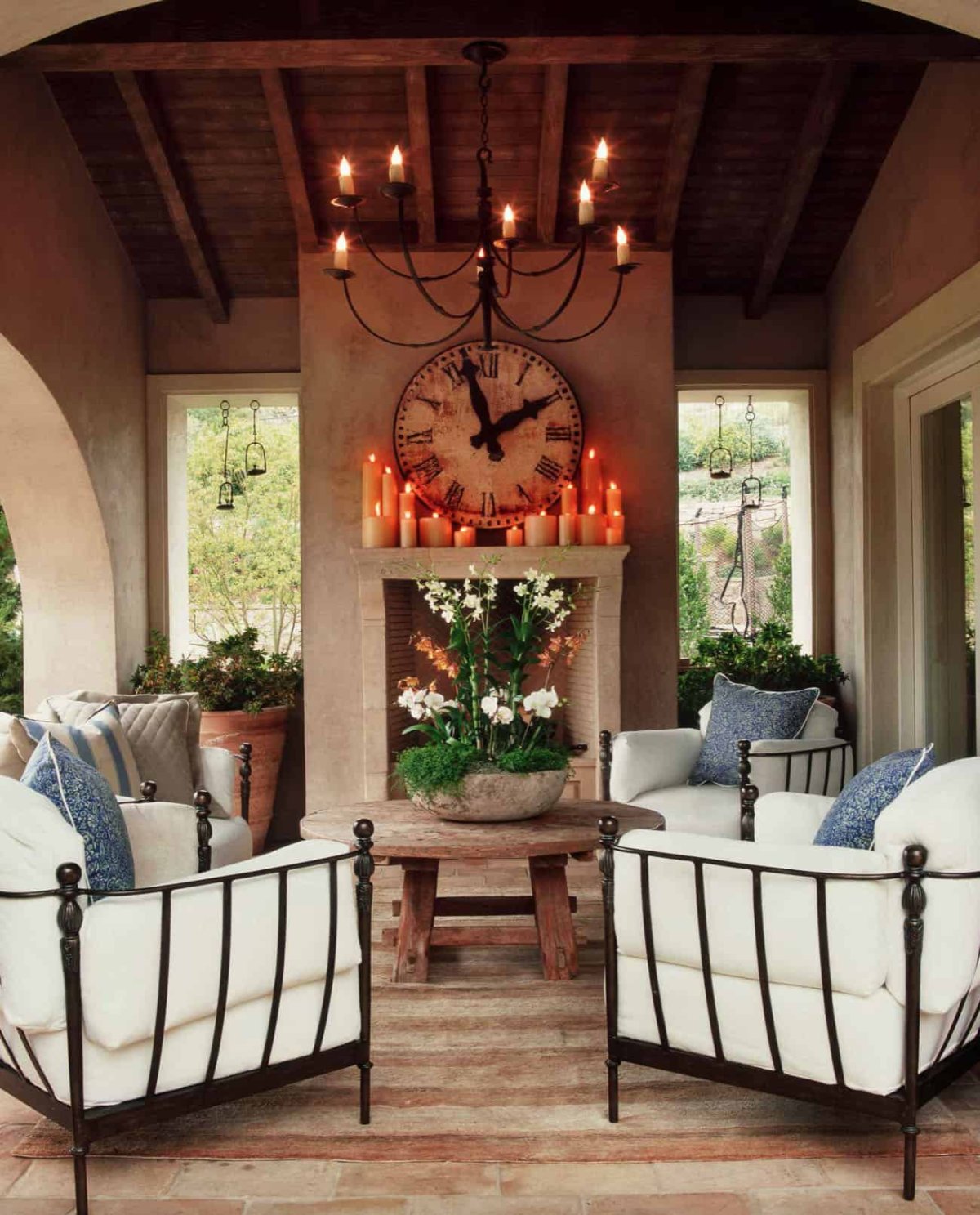 Камин на террасе