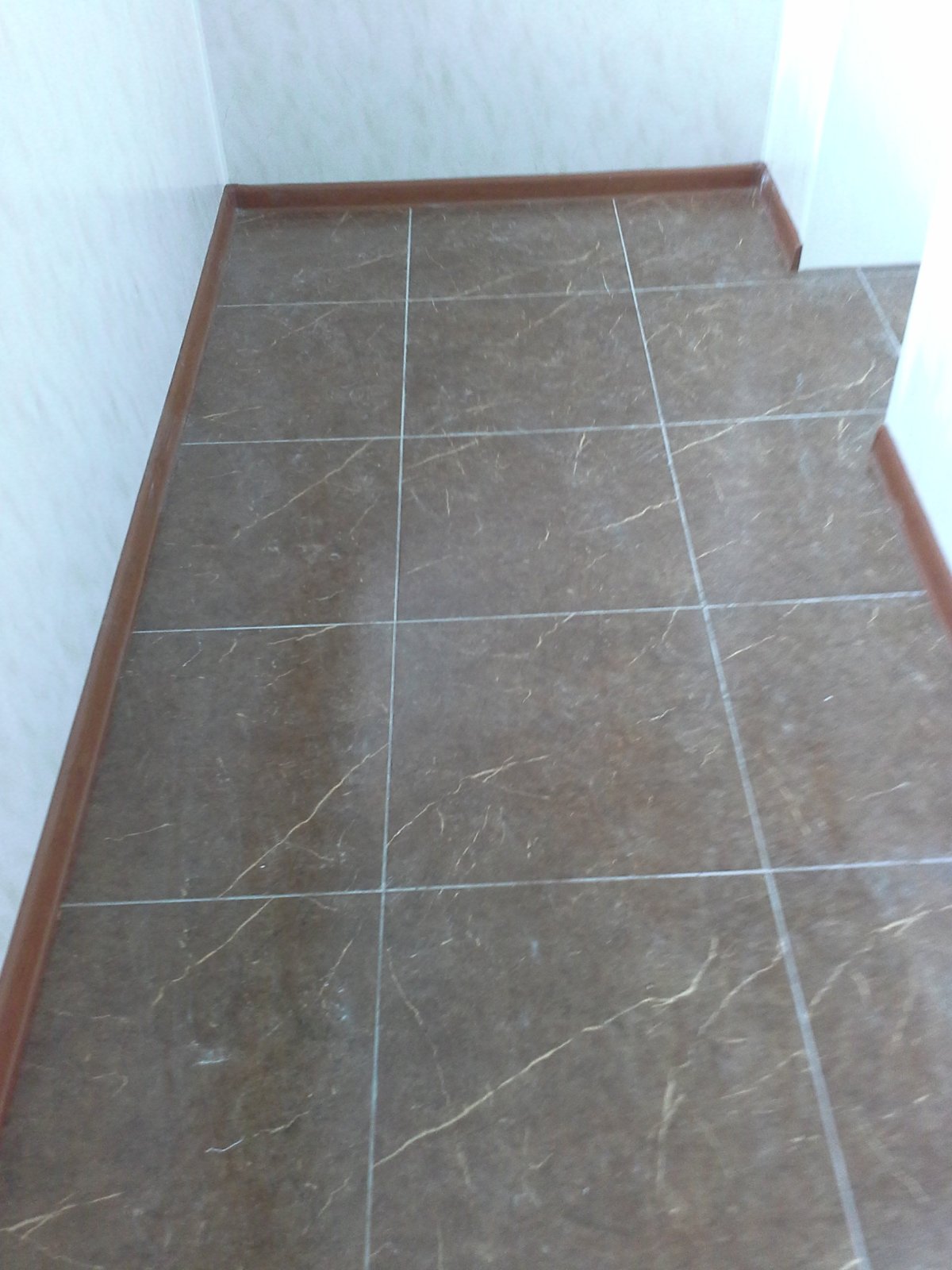 Плитка напольная на балкон