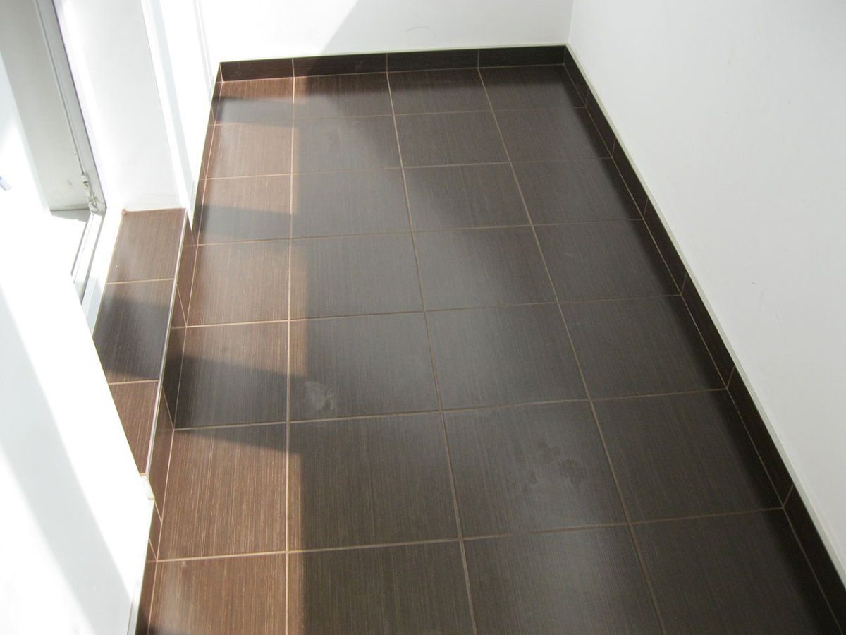 Керамогранит на балкон на пол