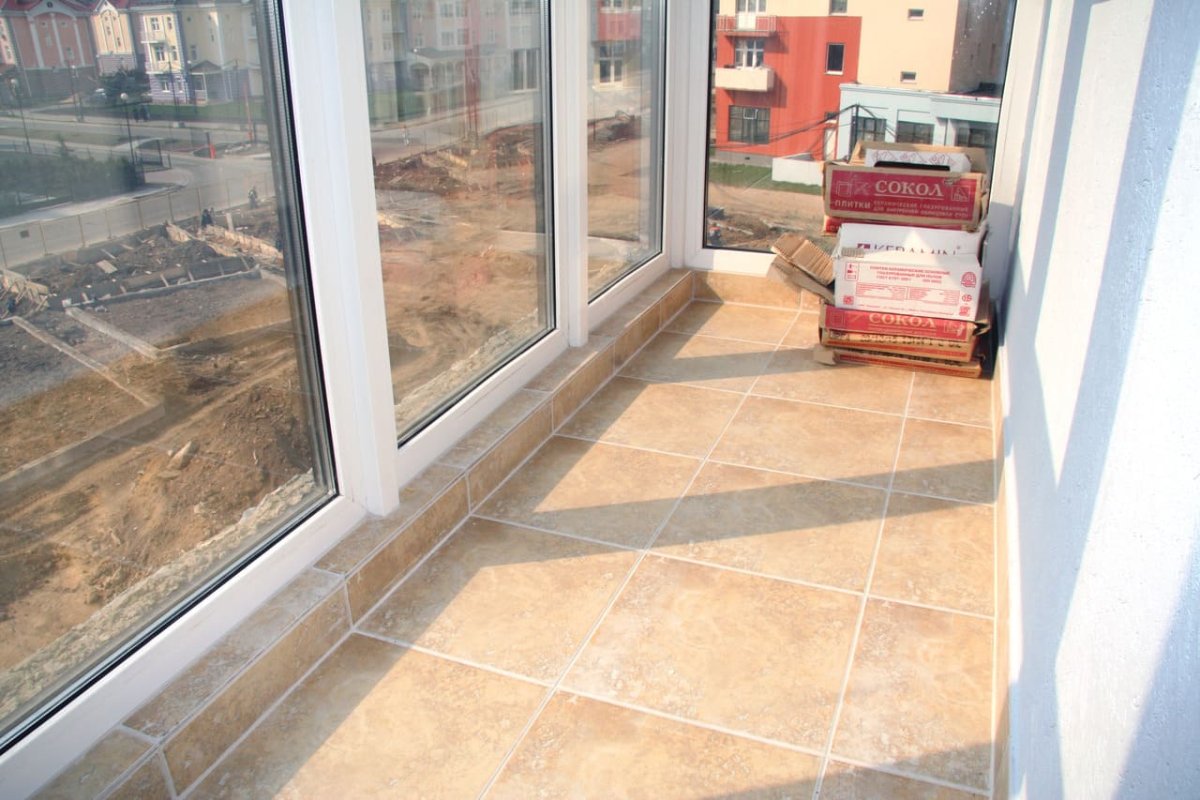 Плитка напольная на балкон